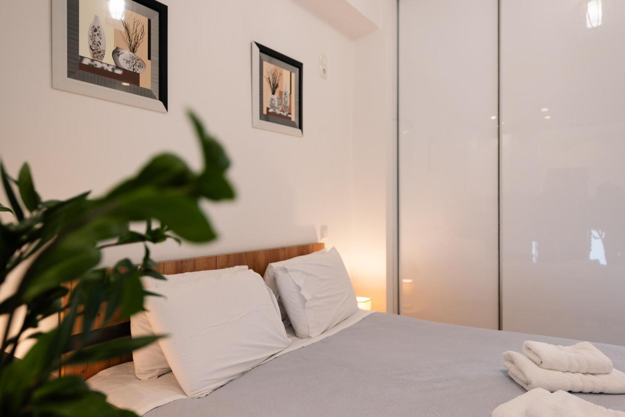 Modern Studio Apartment A Athens Exterior photo